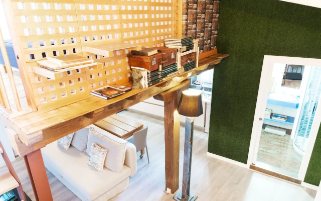 Room Boutique Plaza