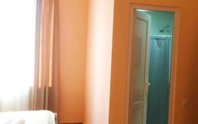 Holiday House