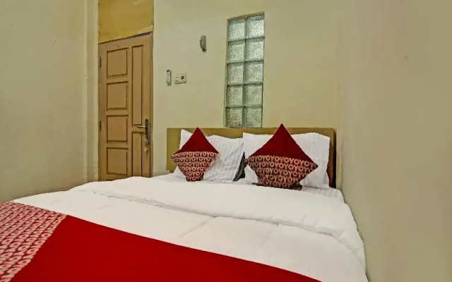 Oyo Life 91268 Homestay Bu Erma Syariah