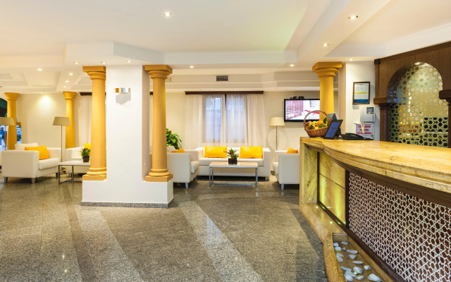 Hotel Globales Cortijo Blanco