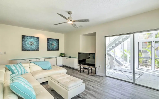 Tropical Waterfront Home: Central Location!