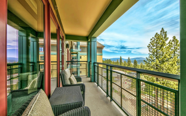 Constellation Residences