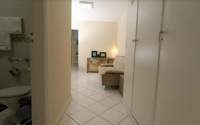 Apartamento mobiliado em Copacabana a 200m da praia