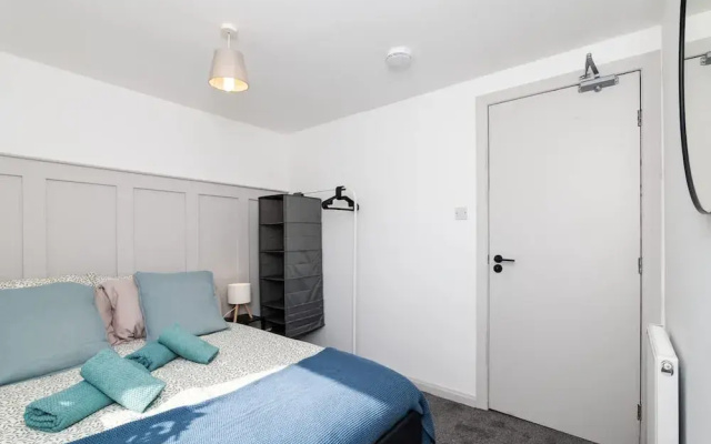 5 Bedroom Apartment - Galashiels