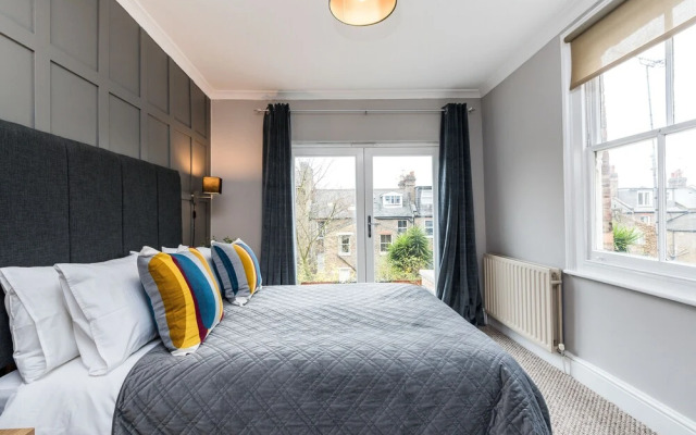 West Hampstead Two Bed Apartment