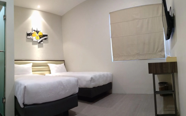 Versa Hotel