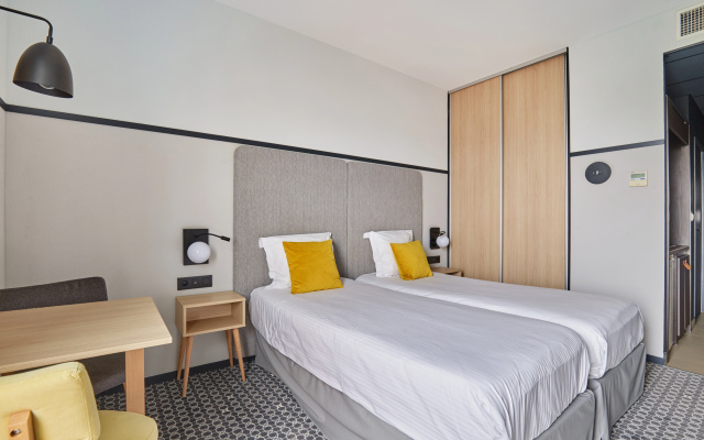 Appart'hôtel Odalys City - Bioparc Lyon Est