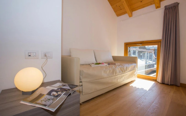 Paradiso del Lago B2