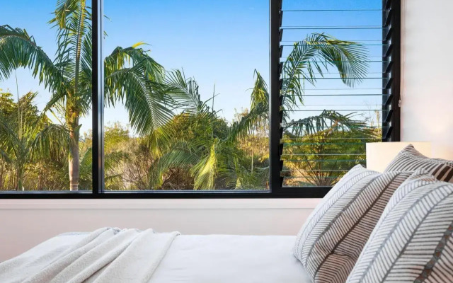 Byron Beach Flats