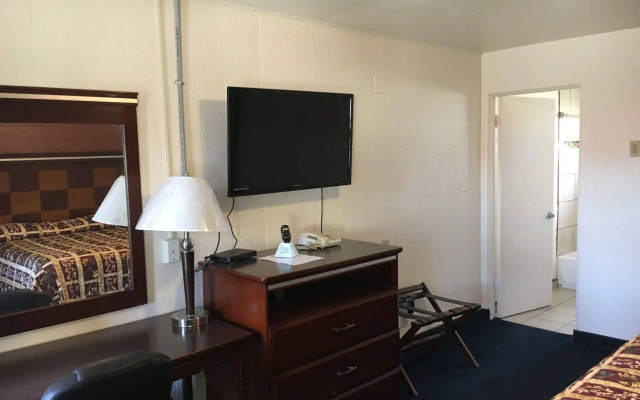 Deluxe Inn Of Roswell