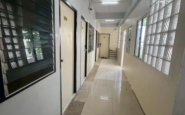 Sukhum Mega Bangna Guest House