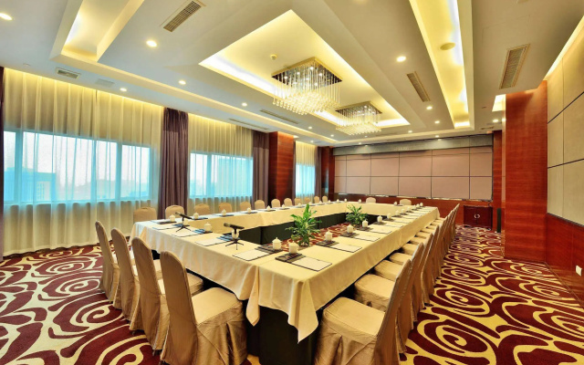 Excemon Cixi Guomai Hotel