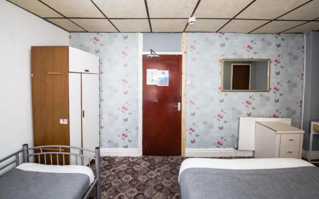 MyRoomz Silver Strand Hotel