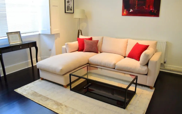 Modern 1 Bedroom Apartment in Notting Hill