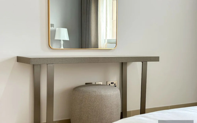 WelHome - Prime 1BR Apartment at Oia Residence