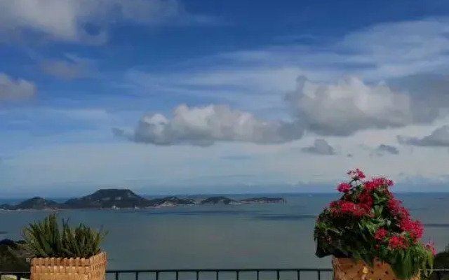 Wenling Tinghai Inn