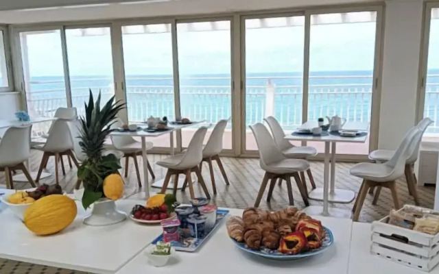 Hotel Club Perla