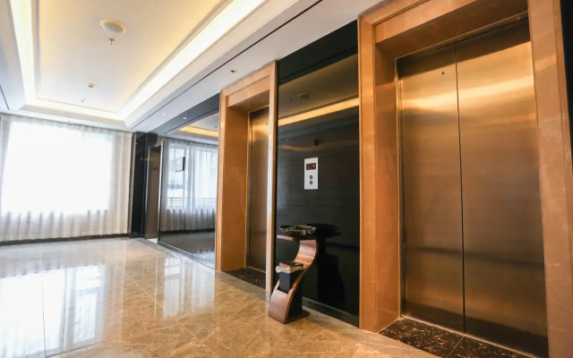 Lavande Hotels·Jinan High-Tech Wanda Convention and Exhibition Center