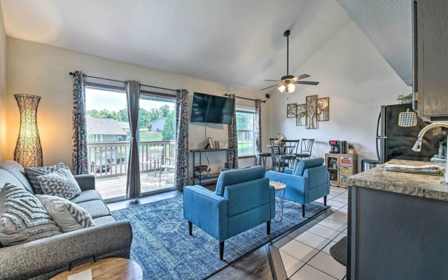Cozy & Convenient Branson Condo w/ Balcony!