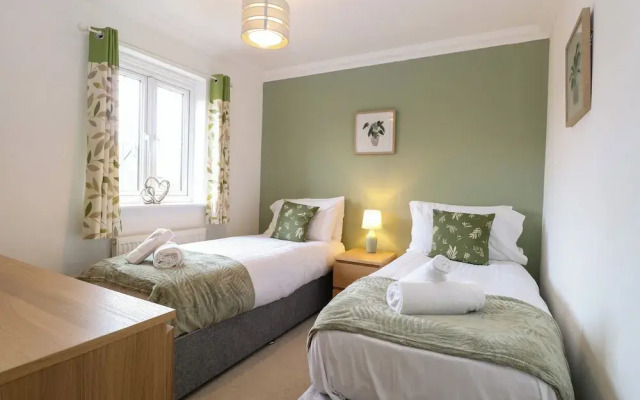 19 Stablefield Way