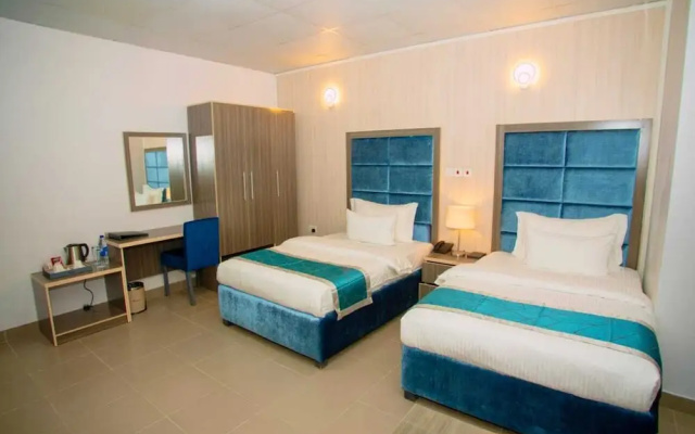 Riviera Suites