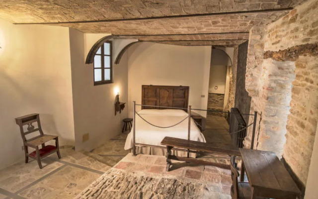 Locazione Turistica Antico Borgo Del Riondino
