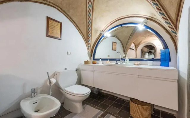 Renaissance Apartment