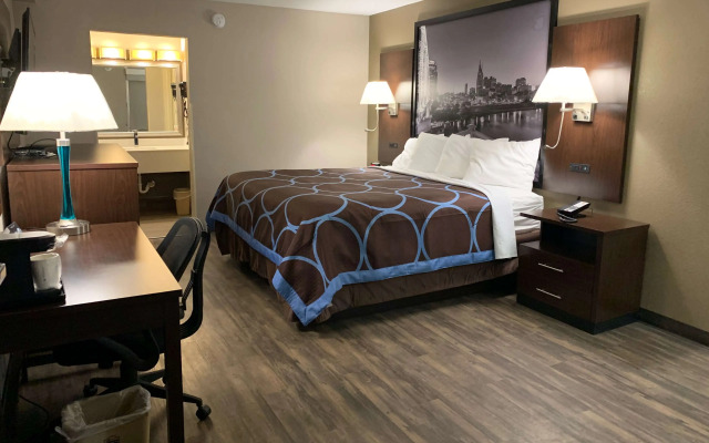 Super 8 by Wyndham Cookeville