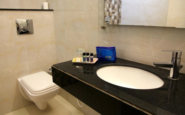 OYO 2244 Hotel Premiere Villa