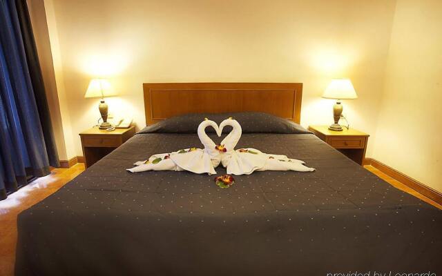 Inn Patong Hotel Phuket вид на фасад