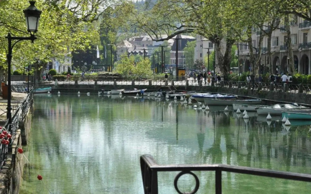 Studio Annecy, 1 pièce, 2 personnes - FR-1-432-42