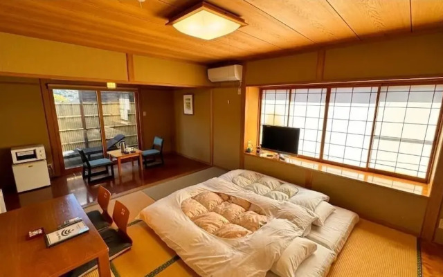Yufuin Ryokan Yamanami