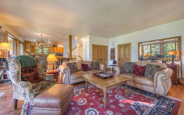 Mckinney Dr Criterion 43 - Ellis Peak