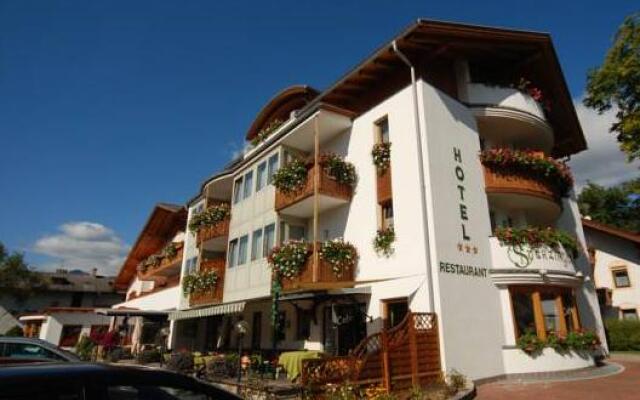Hotel Sterzinger Moos Випитено вид на фасад