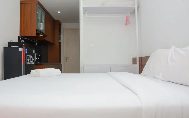 Comfy Studio Room at Patraland Urbano Apartment