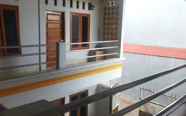 Hotel O Penginapan Hj Lilis Syariah