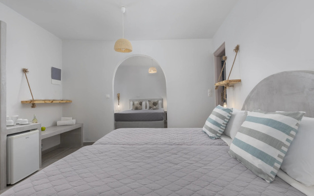 Gizis Cliffside Suites