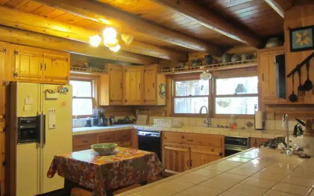 Papa Bear - Nevada City Retreats