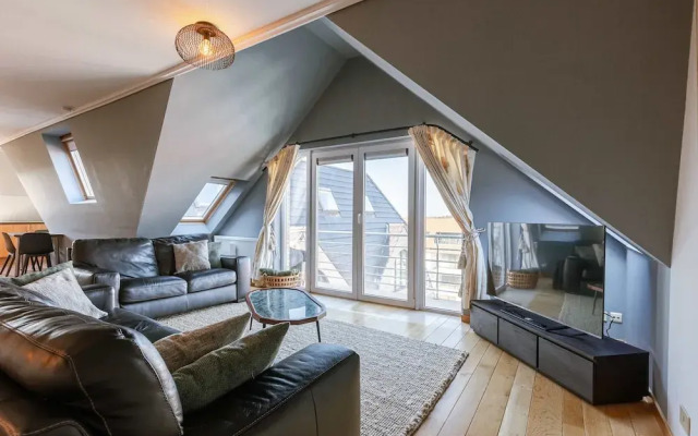 Huswell - Comfortable Apartment With Scenic Views