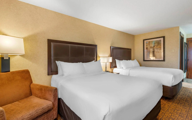 Lloyd Hotel Astoria Bayfront, an Ascend Collection Hotel