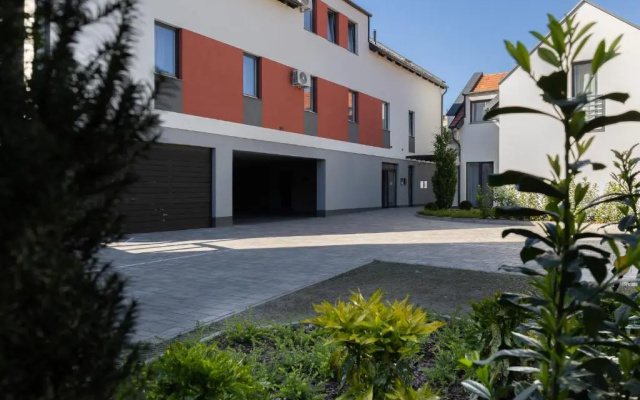 Dotis Apartman Tata