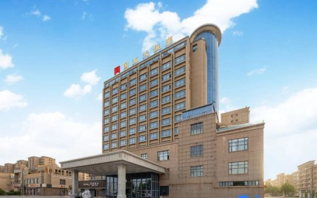 Guoyu Grand Hotel (Hetian Yulong Kashi River Yudu City Branch)