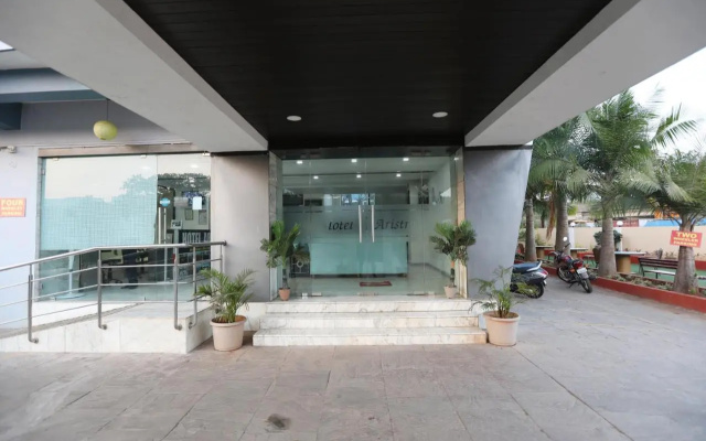 Hotel Aristro