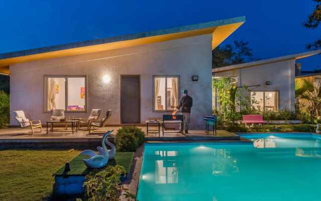 SaffronStays Roselle, Malavli - pet-friendly pool villa with modern interiors