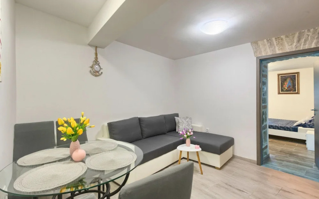 Apartment Old City 1