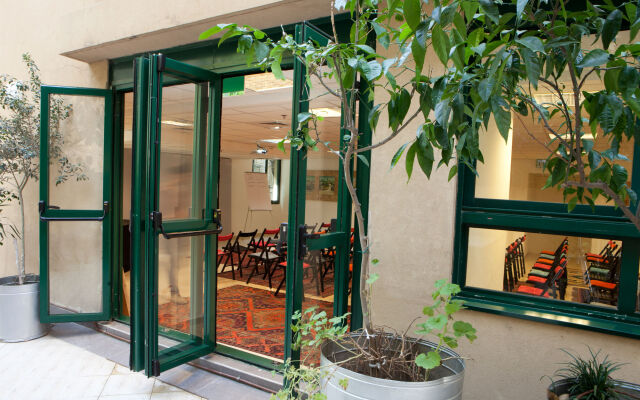 The Diaghilev Live Art Suites Hotel вид на фасад