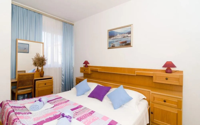 Apartman Red Orange