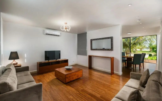 Aprota Villas