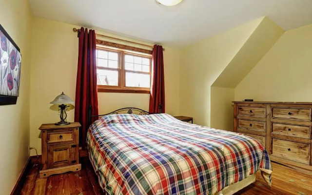 Chalet 9001 Chemin des Alpages by Les Chalets Alpins