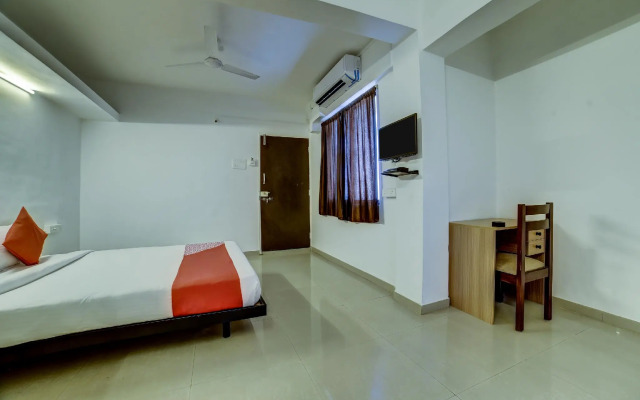 OYO Flagship 15538 Dange Chowk